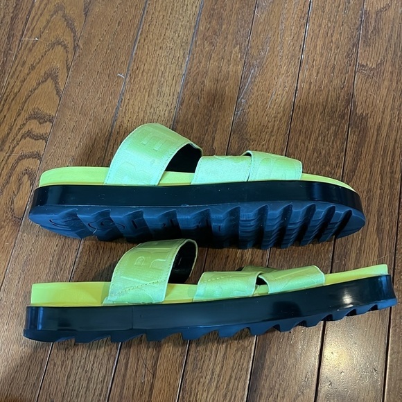 Sorel | Bolt & Black Roaming Sport Slip On Sandal Size 11 Outdoor - Picture 3 of 8